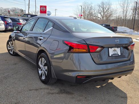 Used 2025 Nissan Altima 2.5 S image 12
