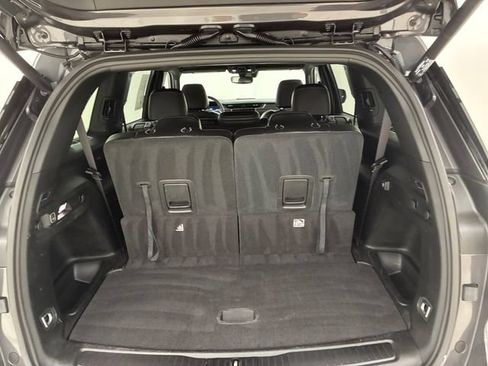Used 2023 Jeep Grand Cherokee L Laredo AWD/4WD image 17