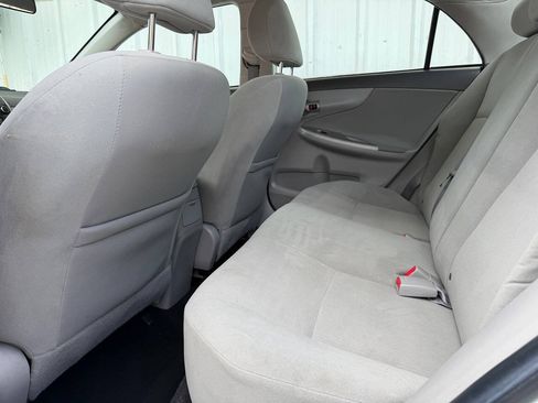 Used 2010 Toyota Corolla LE w/ LE EVP Pkg #1 FWD image 16