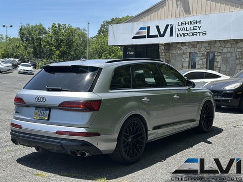 Used 2020 Audi SQ7 Premium Plus w/ Driver Assistance Package AWD/4WD image 6