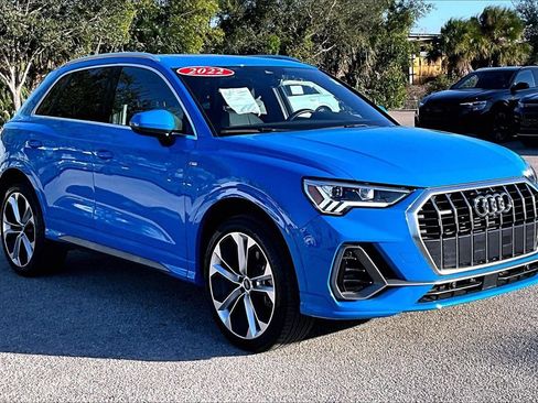 Certified 2022 Audi Q3 2.0T Premium Plus w/ Premium Plus Package image 2