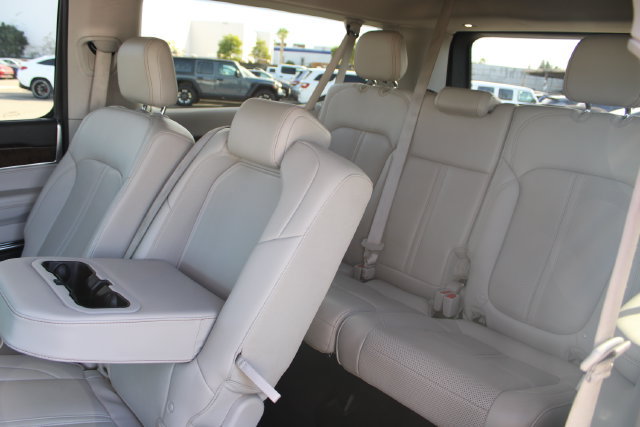 Used 2023 Jeep Grand Wagoneer L 4WD w/ Flexible Seating Group image 51