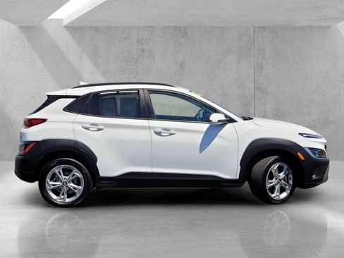 Used 2023 Hyundai Kona SEL w/ Cargo Package AWD/4WD image 4
