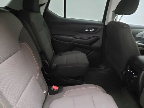 Used 2019 Chevrolet Traverse LT w/ LPO, Floor Liner Package AWD/4WD image 19