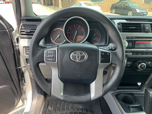 Used 2011 Toyota 4Runner SR5 w/ Convenience Pkg RWD image 17