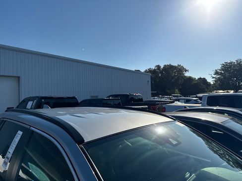 Used 2020 Toyota RAV4 XLE FWD image 5