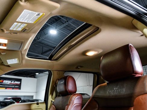 Used 2013 Ford F150 King Ranch w/ King Ranch Luxury Pkg RWD image 5