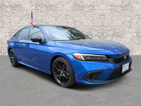Used 2024 Honda Civic Sport image 1