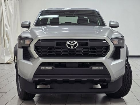 New 2025 Toyota Tacoma 4x4 Double Cab Hybrid image 11