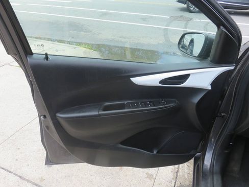 Used 2016 Chevrolet Spark LT FWD image 25