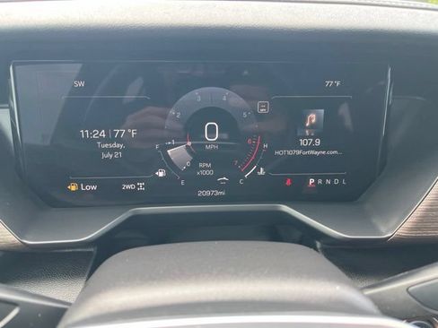 Used 2024 GMC Acadia Denali w/ LPO, Floor Liner Package AWD/4WD image 9