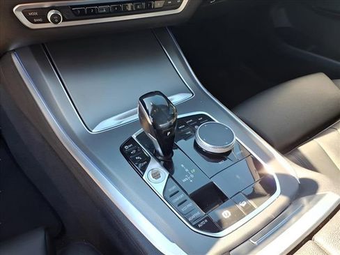 Used 2019 BMW X5 xDrive40i w/ Premium Package 2 image 8
