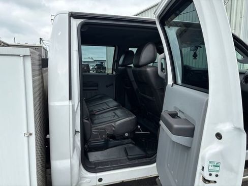 Used 2015 Ford F550 4x4 Crew Cab Super Duty image 10