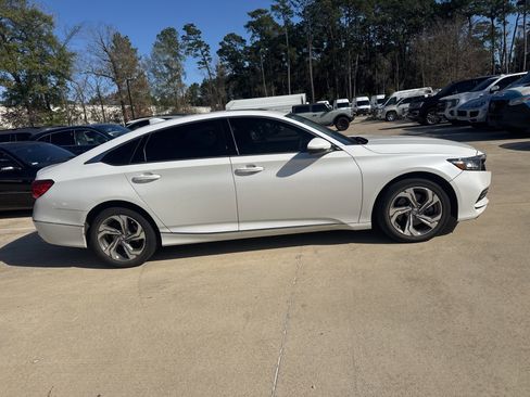Used 2020 Honda Accord EX-L image 3