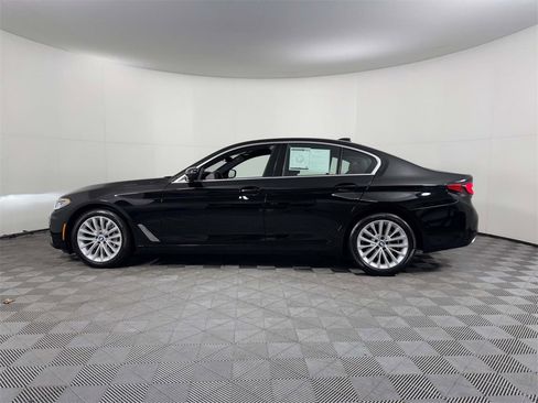 Used 2022 BMW 530i xDrive 530i xDrive w/ Convenience Package image 12