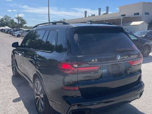 Used 2021 BMW X7 M50i w/ Executive Package image 2