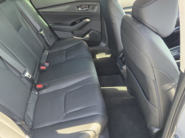 Used 2023 Honda Accord Touring image 17