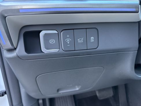 Certified 2025 Hyundai Santa Fe Calligraphy image 23