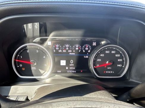 Used 2022 Chevrolet Silverado 3500 High Country w/ Technology Package image 11