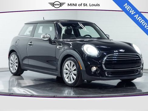 Used 2014 MINI Cooper 2-Door Hardtop FWD image 1