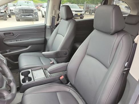 Used 2025 Honda Odyssey EX-L image 5
