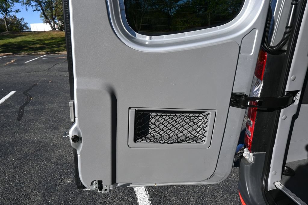 Used 2013 Mercedes-Benz Sprinter 2500 image 56