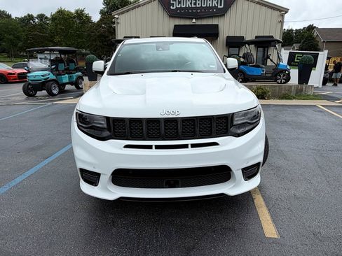 Used 2017 Jeep Grand Cherokee SRT AWD/4WD image 8