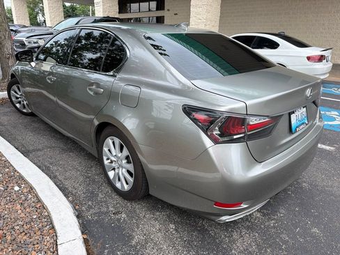 Used 2016 Lexus GS 200t w/ Premium Package RWD image 3