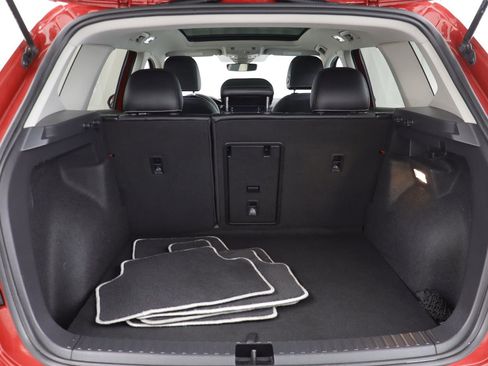 Used 2023 Volkswagen Taos SEL image 18