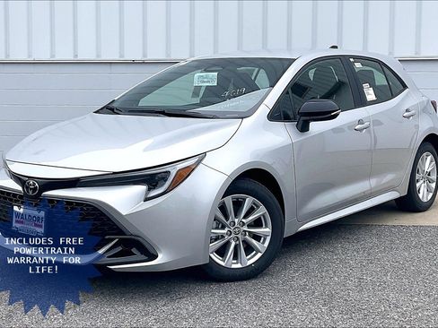 New 2026 Toyota Corolla SE FWD image 2
