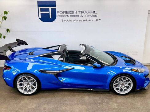 Used 2026 Chevrolet Corvette ZR1 w/ ZR1 Carbon Fiber Aero Package image 31