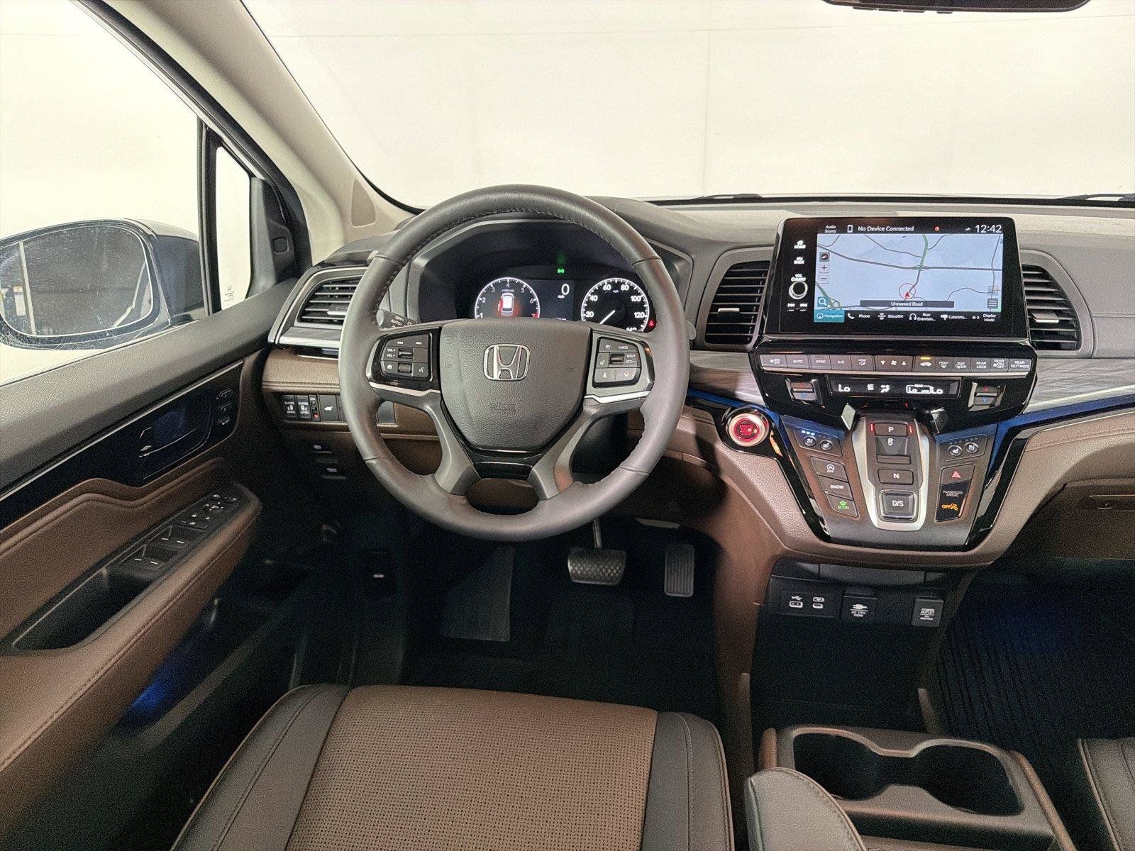 Used 2025 Honda Odyssey Elite image 24