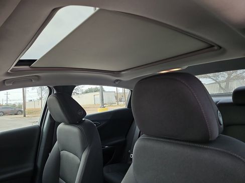 Used 2023 Chevrolet Malibu LT image 19