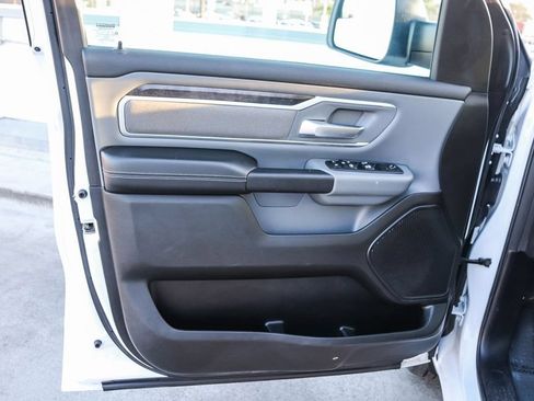 Used 2022 RAM 1500 Big Horn AWD/4WD image 23