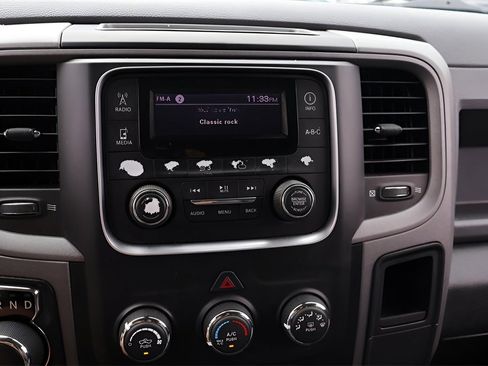 Used 2018 RAM 1500 Tradesman image 18
