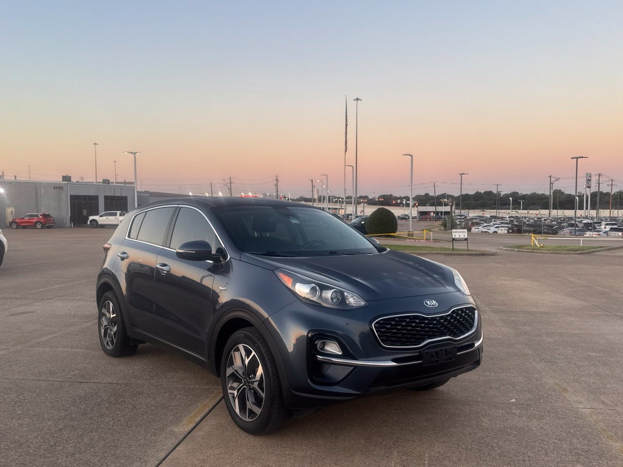 Used 2020 Kia Sportage EX AWD/4WD image 1