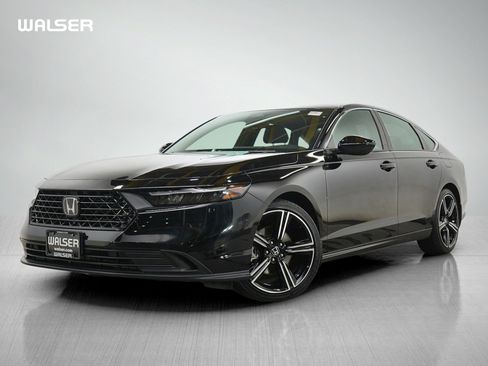 Used 2024 Honda Accord Sport image 1