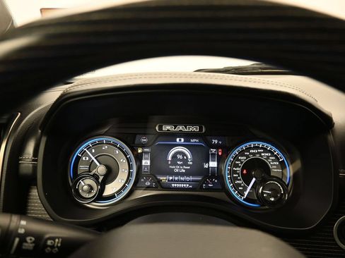 Used 2019 RAM 1500 Limited AWD/4WD image 17