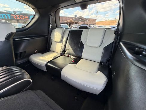 Used 2019 INFINITI QX80 Limited w/ All-Season Package AWD/4WD image 14