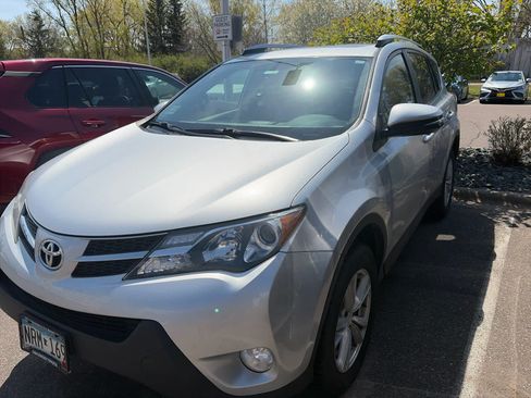 Used 2014 Toyota RAV4 XLE AWD/4WD image 3