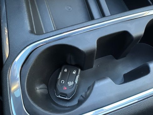 Used 2022 GMC Sierra 2500 AT4 w/ AT4 Premium Plus Package image 21