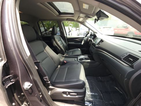 Certified 2023 Honda Ridgeline RTL image 11