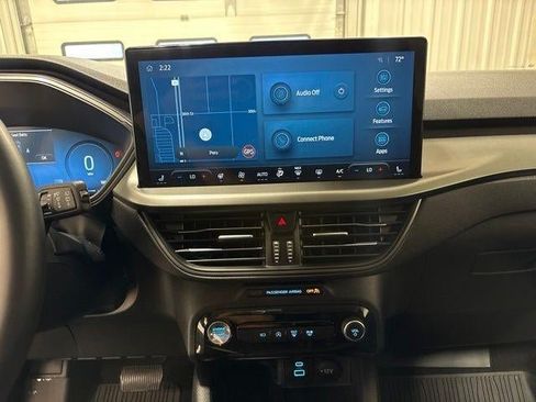 Used 2023 Ford Escape Active w/ Tech Pack #2 AWD/4WD image 19