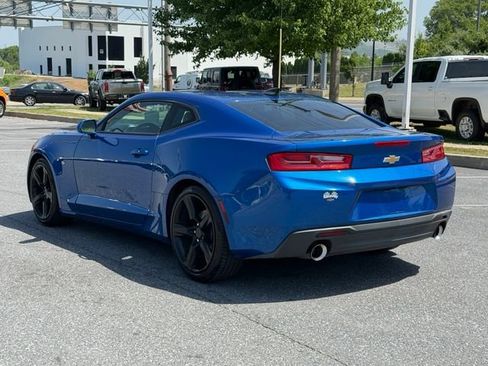 Certified 2018 Chevrolet Camaro LT RWD image 11