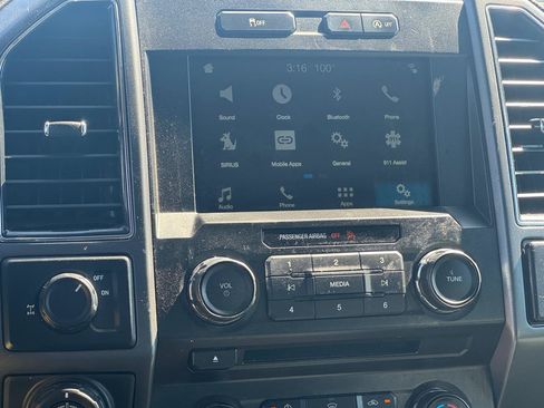 Used 2018 Ford F150 XLT w/ Equipment Group 302A Luxury RWD image 31