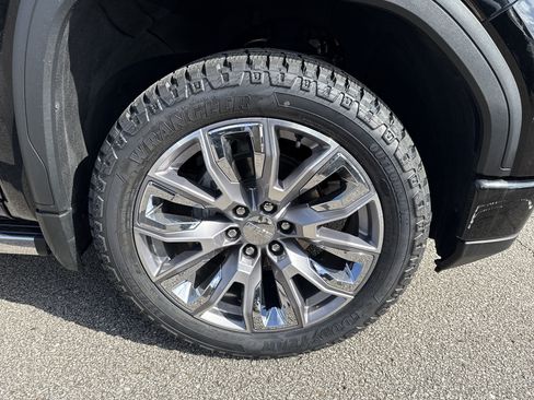 Used 2023 GMC Sierra 1500 Denali w/ Denali Reserve Package AWD/4WD image 13