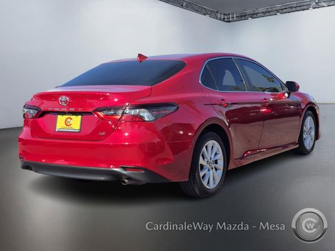 Used 2023 Toyota Camry LE image 4