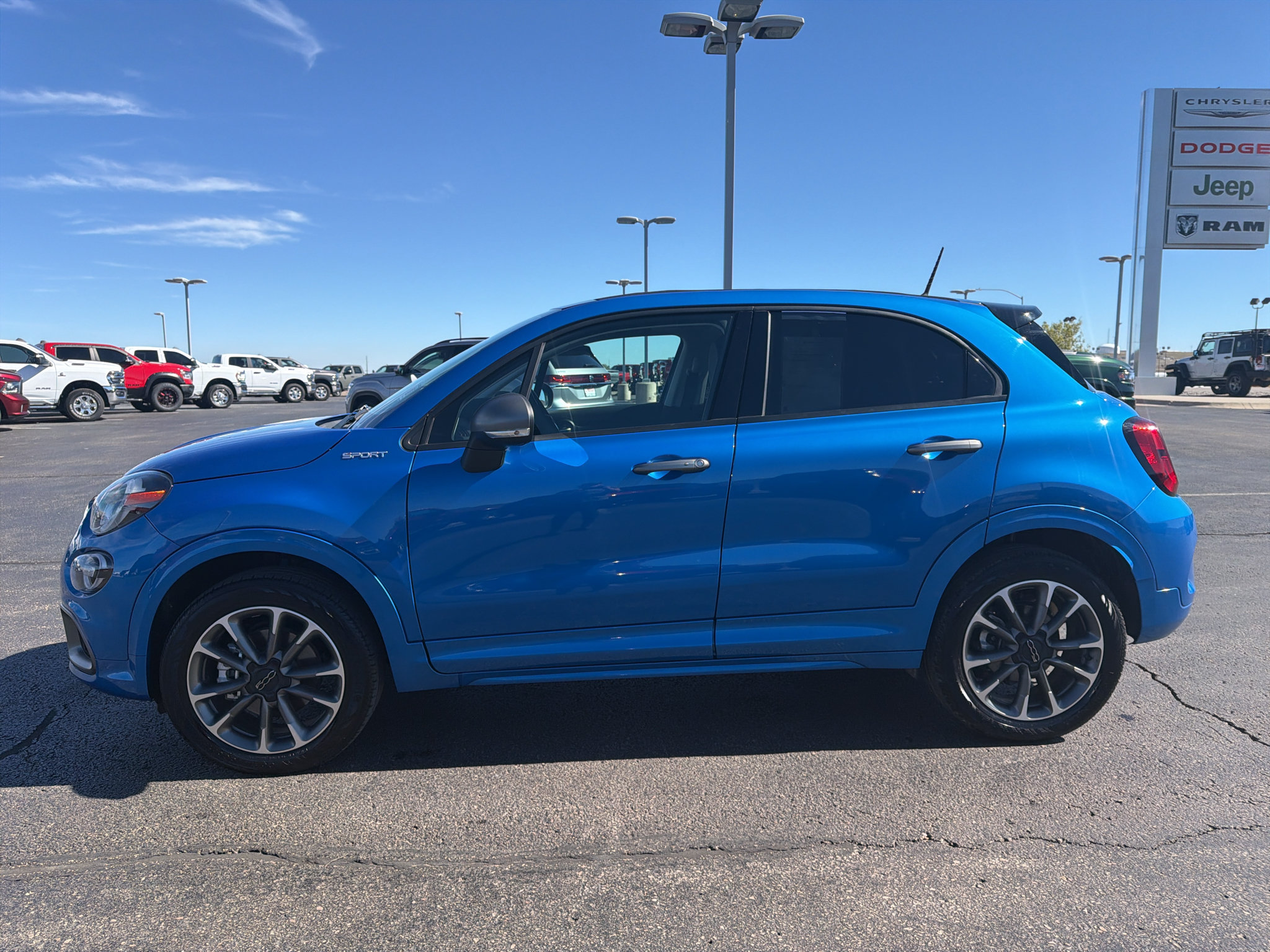 Used 2023 FIAT 500X Sport w/ Technology Group AWD/4WD image 8