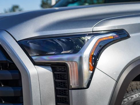New 2026 Toyota Tundra Limited AWD/4WD image 2