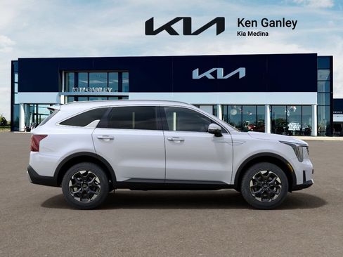 New 2026 Kia Sorento S AWD/4WD image 7